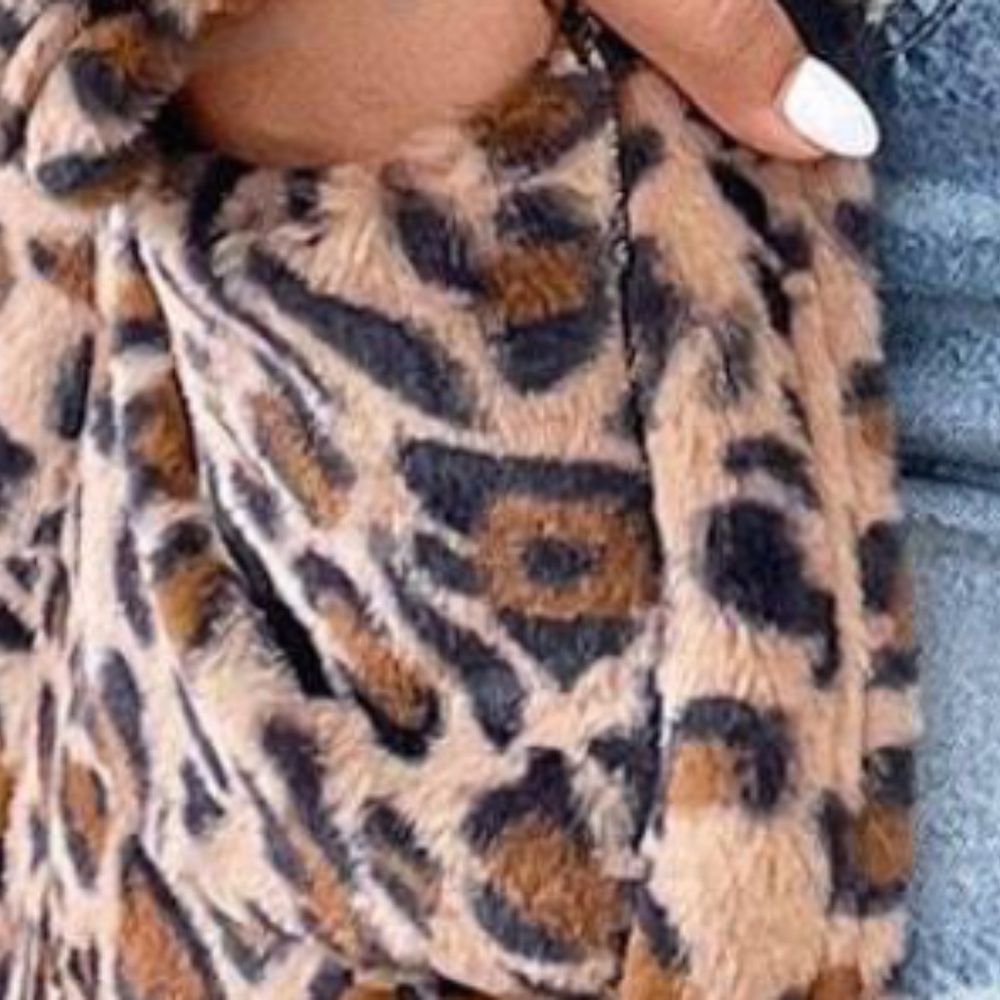 Plus Leopard Print Vegan Fur Open Front Pockets Hoodie Jacket Coat - Picture 5 of 7